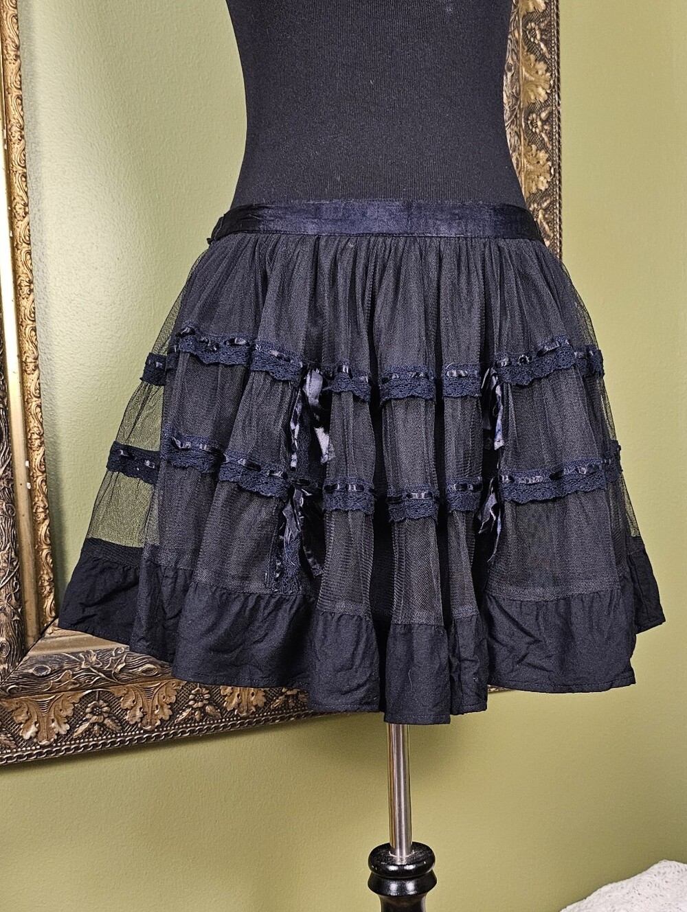 Y2K Funhouse NYC Hot Topic Black Tiered Tulle Goth Lolita Skirt L